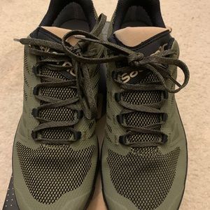 Salomon Contagrip Shoes